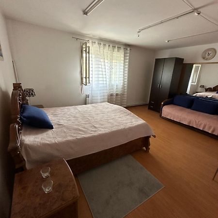Day & Night Apartment ชูปริยา ภายนอก รูปภาพ