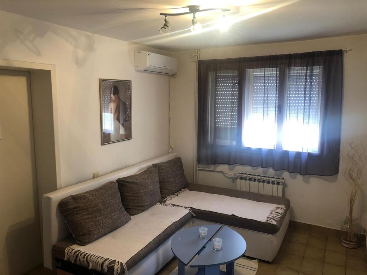 Day & Night Apartment ชูปริยา ภายนอก รูปภาพ